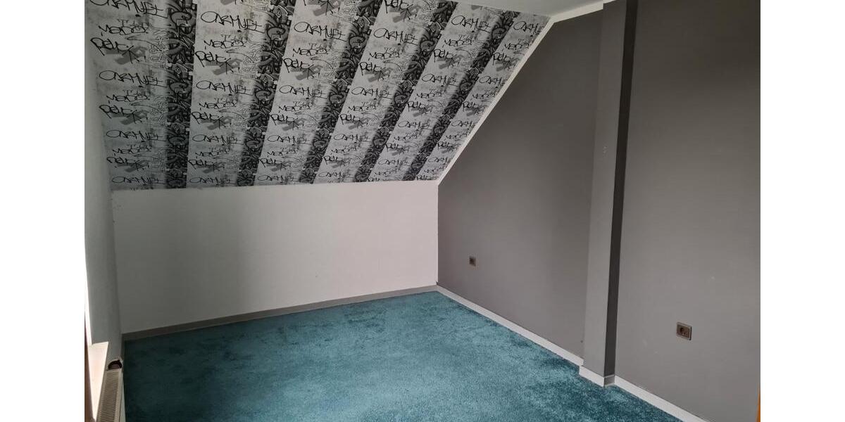 Terrassenwohnung Stadtoldendorf - 5 Zimmer, 180 m&sup2;, 900&euro; | Angebot:26261959