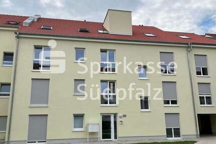 Wohnung Ludwigshafen Ludwigshafen-Oggersheim - 2 Zimmer, 63 m&sup2;, 810&euro; | Angebot:26110497