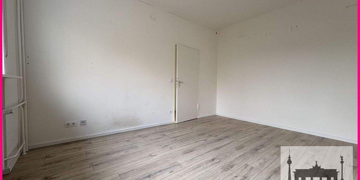 Etagenwohnung Berlin Marienfelde - 2 Zimmer, 80 m&sup2;, 965&euro; | Angebot:25230222