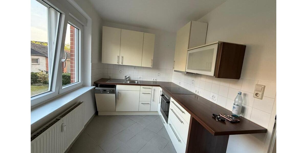 Zu Vermieten: 3-Zimmer-Wohnung mit EBK in RönnebeckFarge 3 zimmer