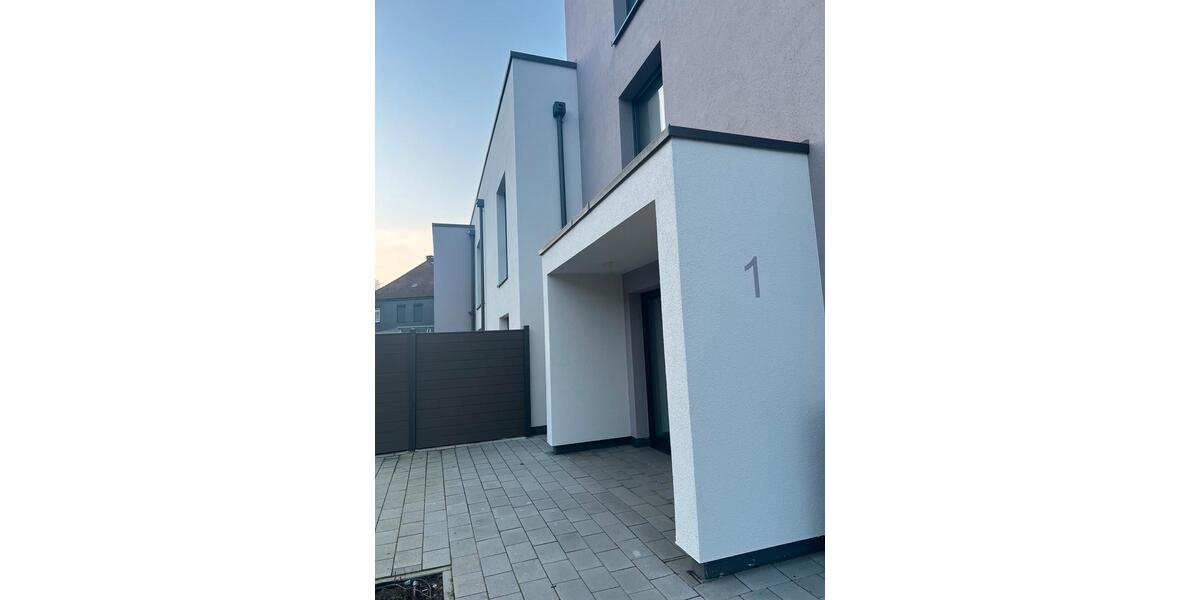 Einfamilienhaus Salzkotten - 2 Zimmer, 71 m&sup2;, 890&euro; | Angebot:25394221