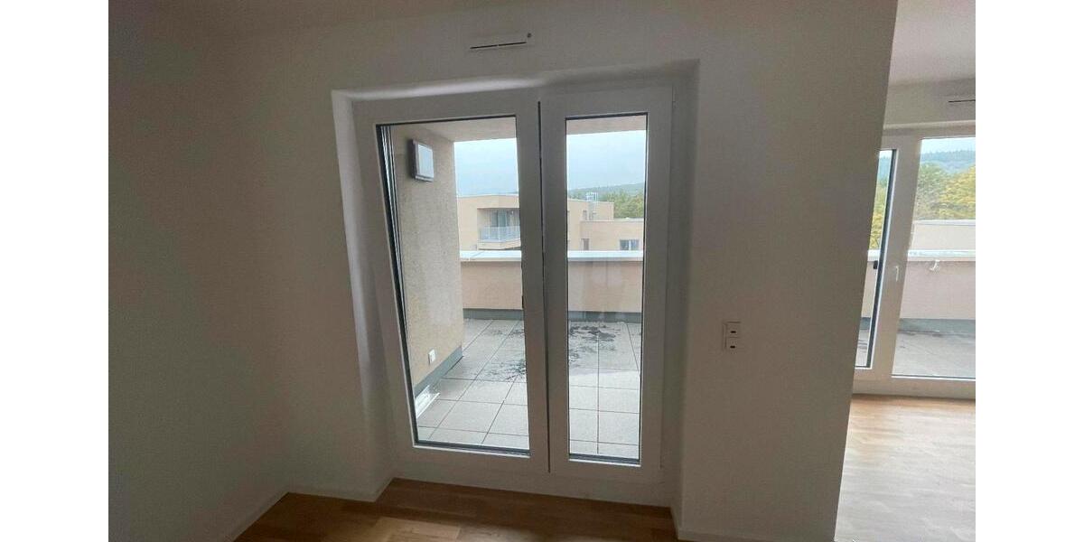 Dachgeschoßwohnung Trier Kürenz - 4 Zimmer, 108 m&sup2;, 1.611&euro; | Angebot:26515400