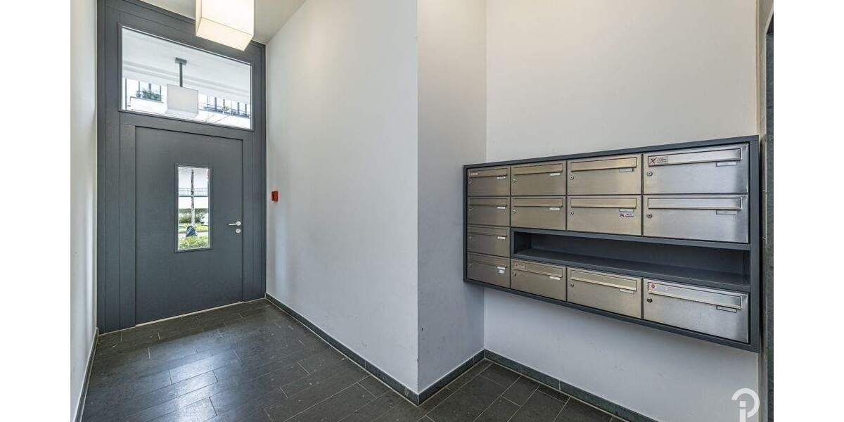 Etagenwohnung Düsseldorf Oberkassel - 3 Zimmer, 130 m&sup2;, 2.900&euro; | Angebot:24808266