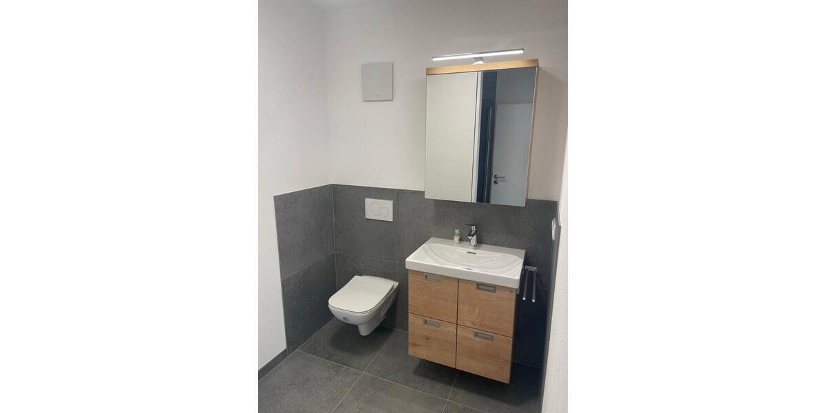 Etagenwohnung Willmering - 4 Zimmer, 48 m&sup2;, 650&euro; | Angebot:25537236