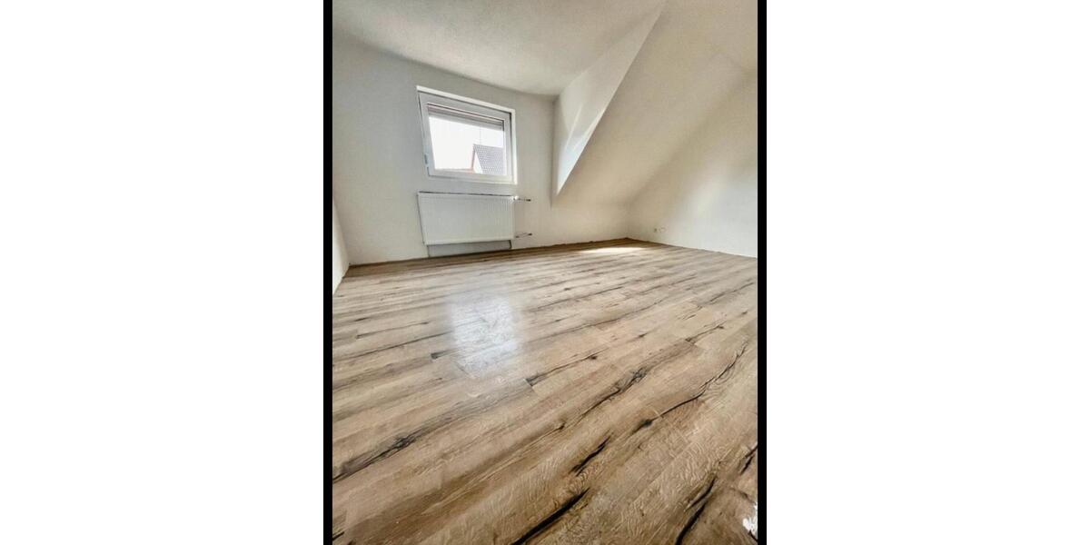 Etagenwohnung Güglingen - 4 Zimmer, 85 m&sup2;, 480&euro; | Angebot:26025497