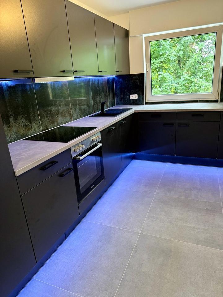 3 Zimmer - mit EBK und Balkon