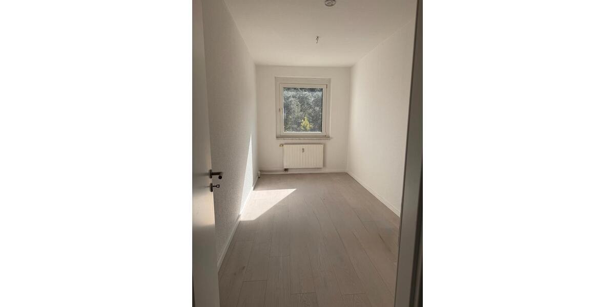 Etagenwohnung Röderland - 3 Zimmer, 60 m&sup2;, 370&euro; | Angebot:26294816