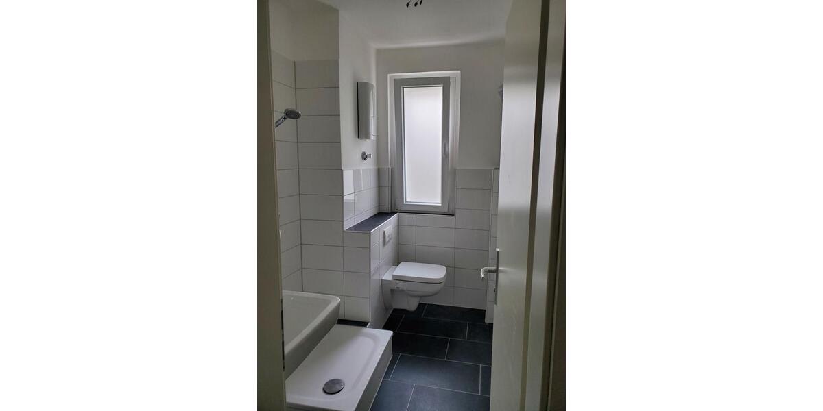 Etagenwohnung Essen Südviertel - 2 Zimmer, 50 m&sup2;, 555&euro; | Angebot:25140265