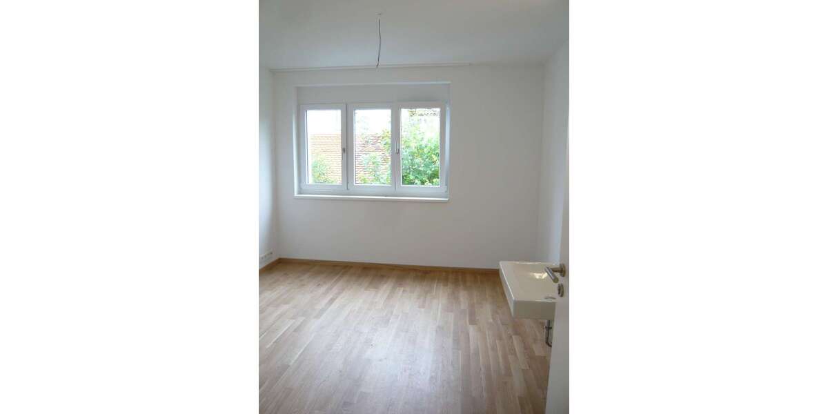 Etagenwohnung Tübingen Lustnau - 1 Zimmer, 14 m&sup2;, 380&euro; | Angebot:25882383