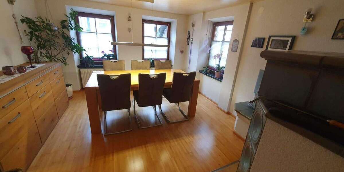 Etagenwohnung Weinsberg-Grantschen Grantschen - 5 Zimmer, 145 m&sup2;, 1.500&euro; | Angebot:26100160