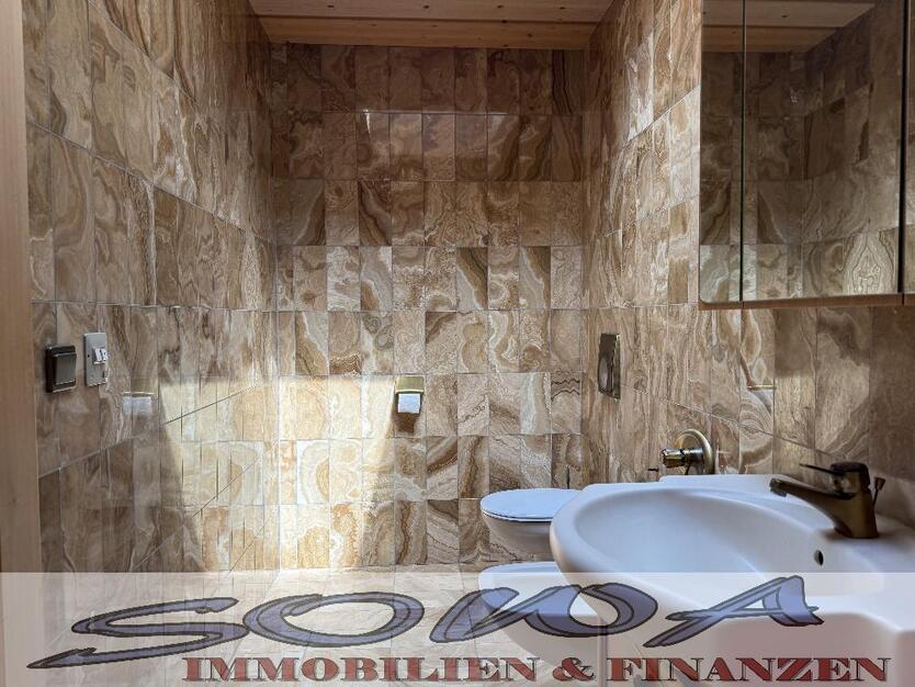 Wohnhaus mit Innenpool und Sauna in einer guten Lage in Gaimersheim, mit Gewerbefläche - Ein Objekt von Ihrem Immobilienpartner SOWA Immobilien und Finanzen 1 zimmer