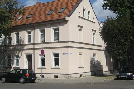 Wohnung Bernburg (Saale) - 2 Zimmer, 43 m&sup2;, 275&euro; | Angebot:26350111