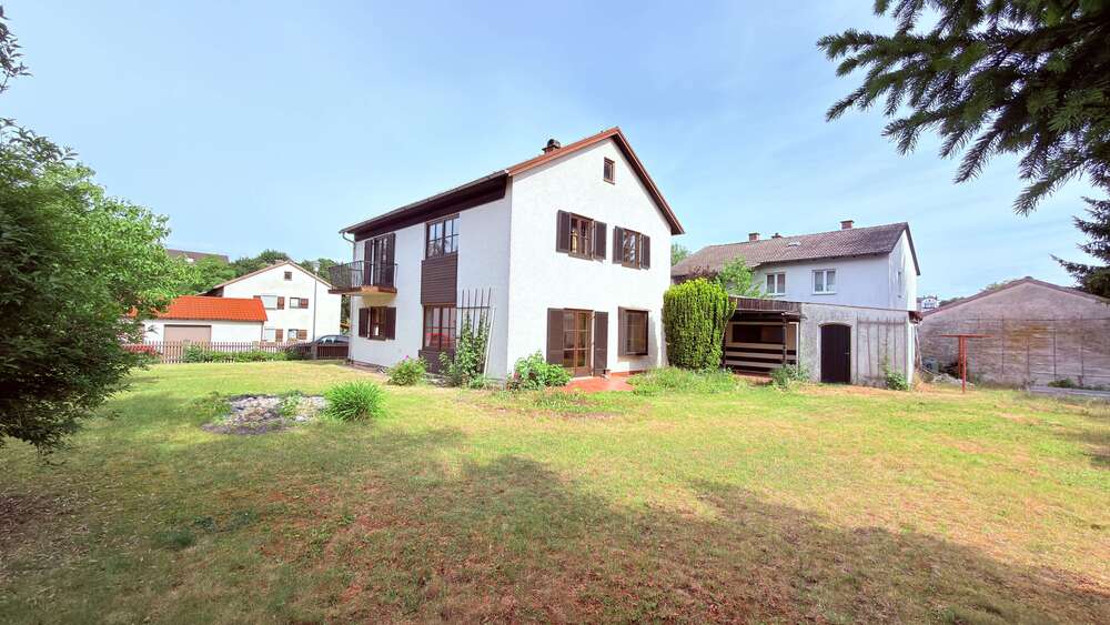 Einfamilienhaus Neuötting - 6 Zimmer, 135 m&sup2;, 1.595&euro; | Angebot:26211934