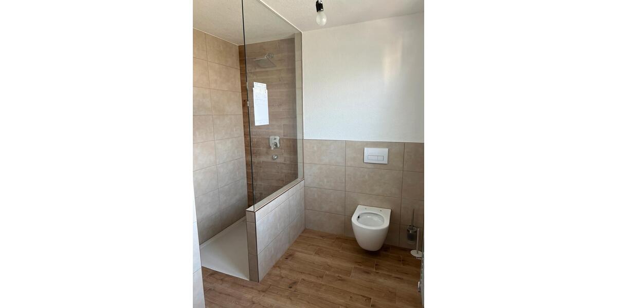 Doppelhaushälfte Oberstenfeld - 8 Zimmer, 160 m&sup2;, 1.800&euro; | Angebot:26166226