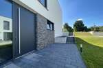 Luxus pur- Hochwertige Wohnung mit Pool, Aufzug und Einbauküche direkt am Zwenkauer See!