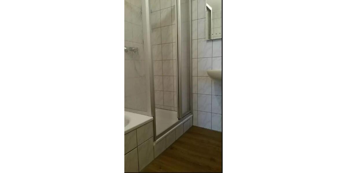 Etagenwohnung Glauburg - 4 Zimmer, 81 m&sup2;, 695&euro; | Angebot:24639528