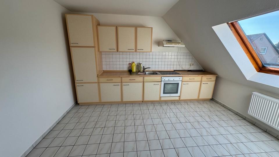 Dachgeschoßwohnung Bergen - 3 Zimmer, 90 m&sup2;, 840&euro; | Angebot:25394128