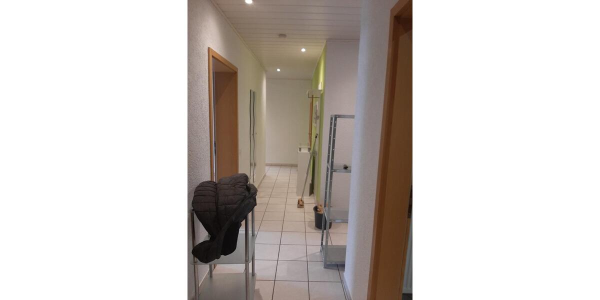 Erdgeschoßwohnung Preist - 2 Zimmer, 64 m&sup2;, 450&euro; | Angebot:24977753