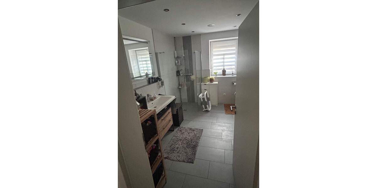 Etagenwohnung Kolitzheim Unterspiesheim - 4 Zimmer, 100 m&sup2;, 990&euro; | Angebot:24822733