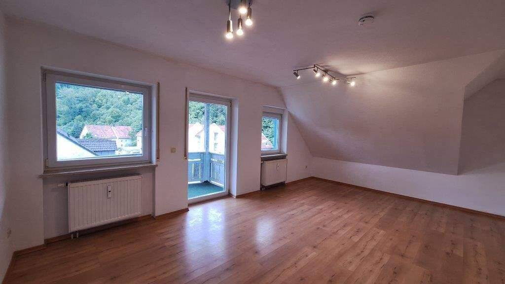 Etagenwohnung Wirsberg - 4 Zimmer, 84 m&sup2;, 510&euro; | Angebot:26797342