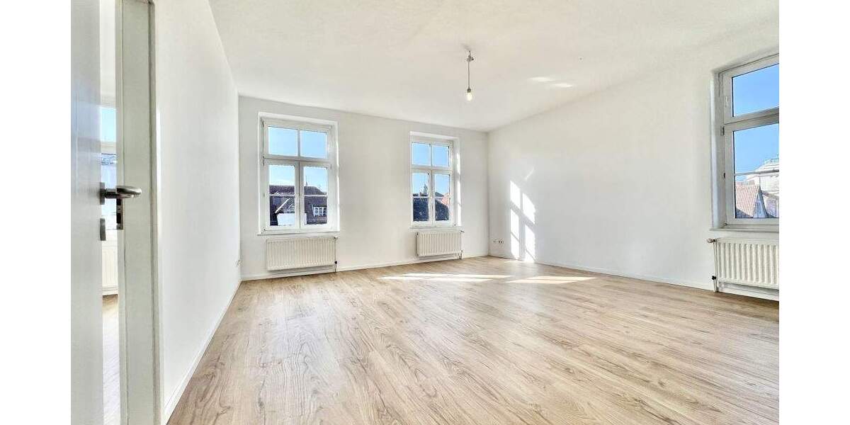 Etagenwohnung Detmold Innenstadt - 2 Zimmer, 69 m&sup2;, 600&euro; | Angebot:25694608