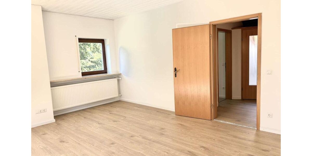 Dachgeschoßwohnung Schongau - 4 Zimmer, 108 m&sup2;, 1.200&euro; | Angebot:26454282