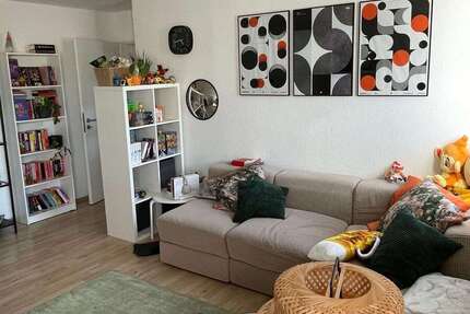 Wohnung Hanau Nordwest - 2.5 Zimmer, 66 m&sup2;, 660&euro; | Angebot:27281304