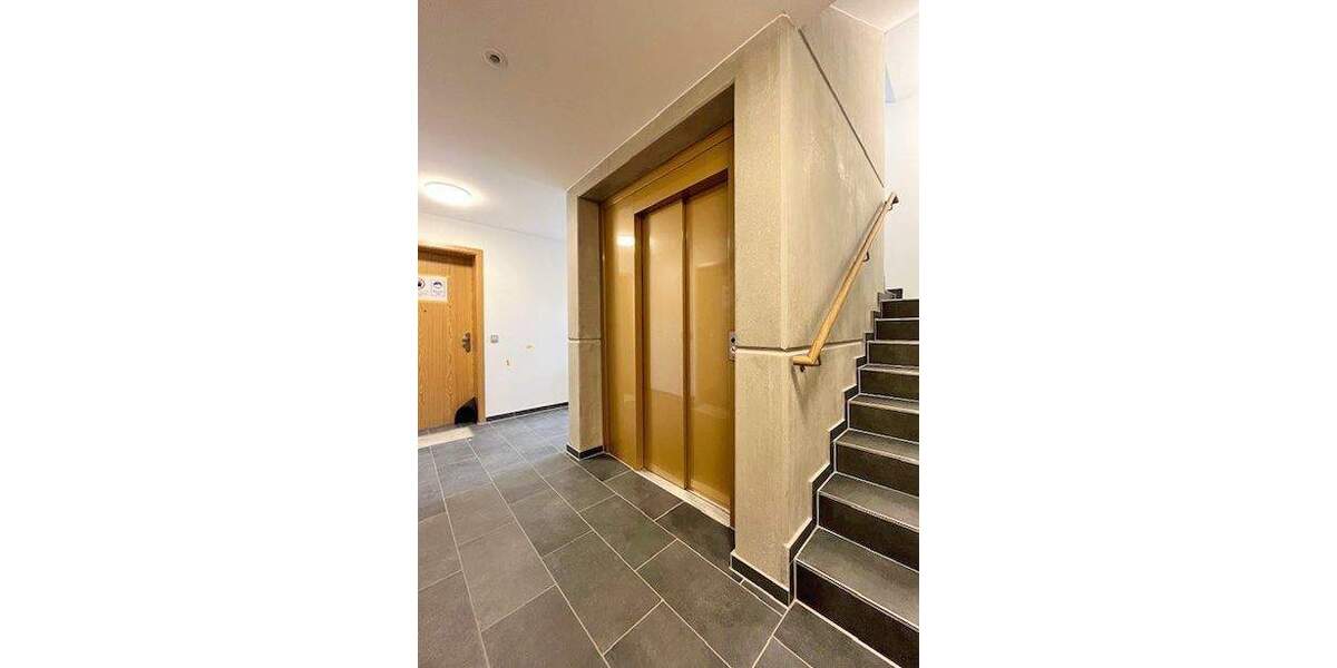 Etagenwohnung Markt Schwaben - 2 Zimmer, 54 m&sup2;, 1.300&euro; | Angebot:25776846