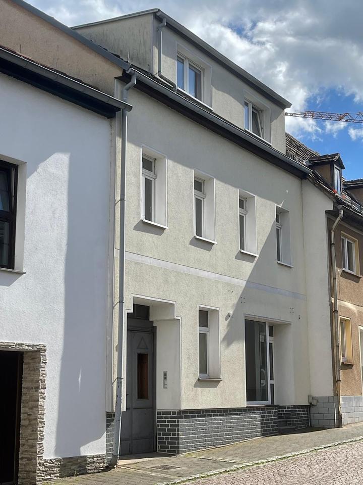 Charmante 2,5 RaumWohnung im Seitenflügel für 350€ kalt