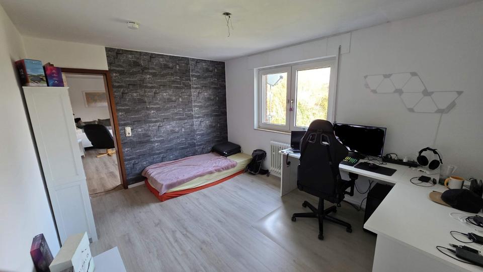 Etagenwohnung Pulheim - 3 Zimmer, 71 m&sup2;, 866&euro; | Angebot:25148775
