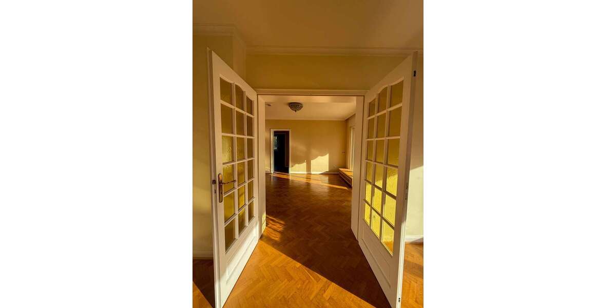 Wohnung zum Mieten in Kassel 1.300 € 130 m² 4 zimmer