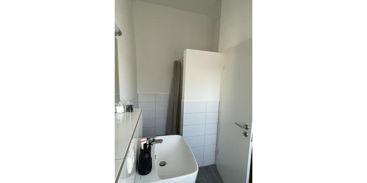 Dachgeschoßwohnung Mainz Bretzenheim - 1 Zimmer, 20 m&sup2;, 620&euro; | Angebot:26002922
