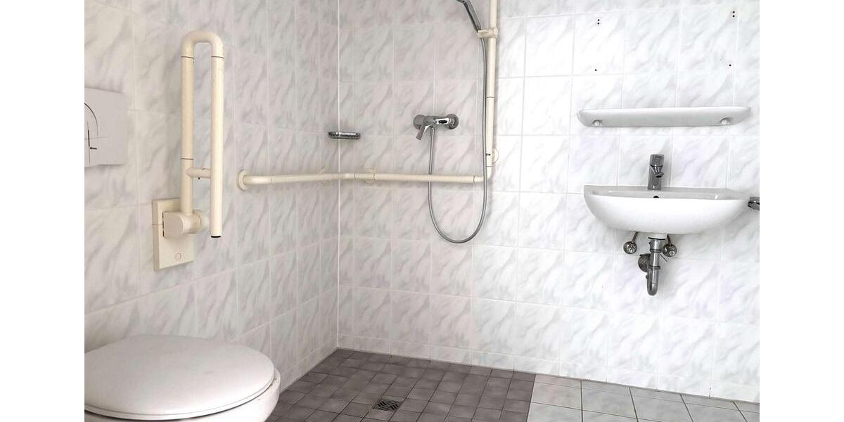 Dachgeschoßwohnung Leipzig Nord - 1 Zimmer, 35 m&sup2;, 243&euro; | Angebot:25979427