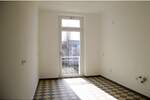 Qualitative Erdgeschoss- WE mit Balkon, FB-Heizung, Bad mit Dusche, Wanne, Fenster 2 zimmer