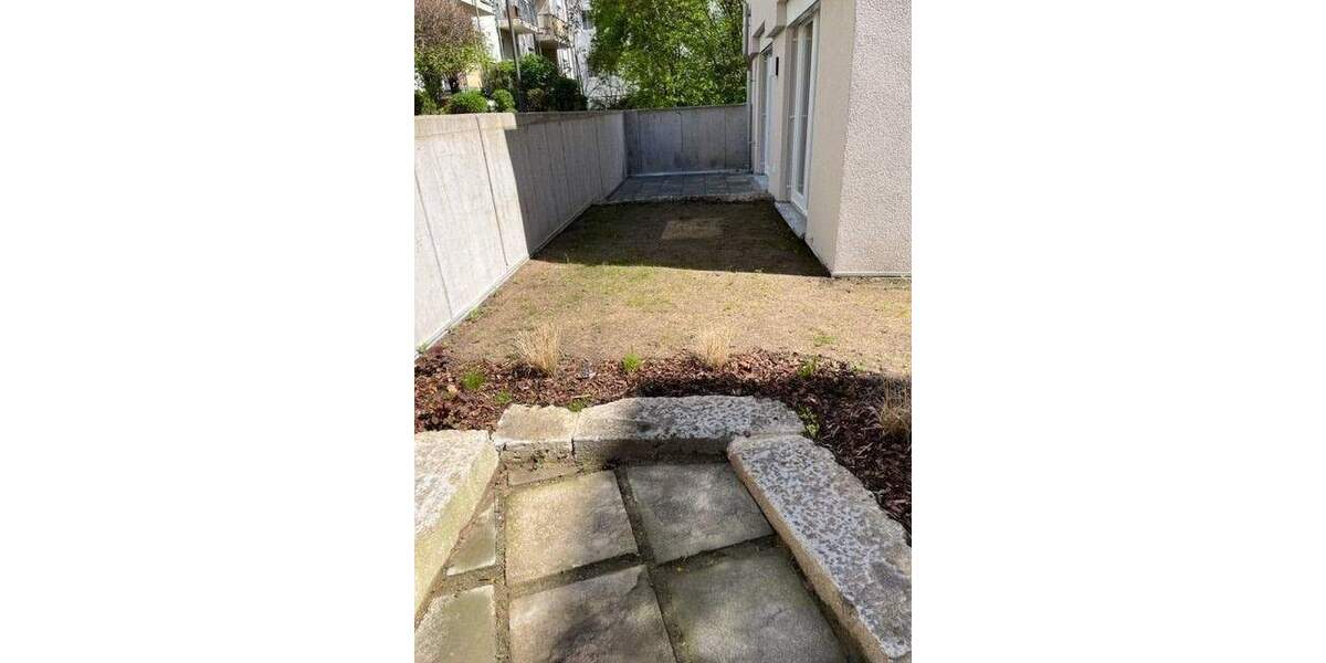 Etagenwohnung Kitzingen Etwashausen - 2 Zimmer, 87 m&sup2;, 800&euro; | Angebot:25673737