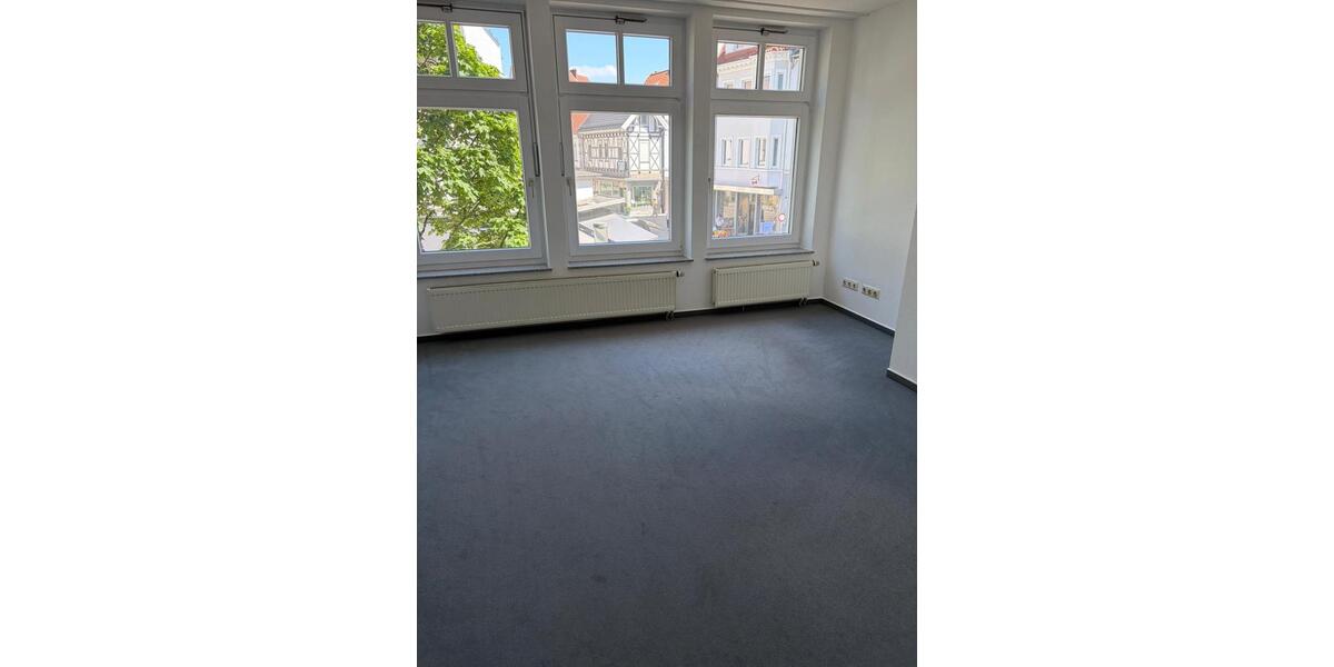 Etagenwohnung Bad Salzuflen - 3 Zimmer, 125 m&sup2;, 1.500&euro; | Angebot:26689303