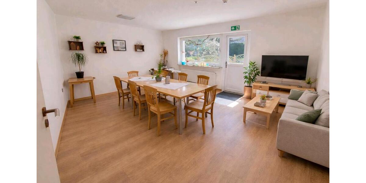 Etagenwohnung Kastellaun - 3 Zimmer, 90 m&sup2;, 765&euro; | Angebot:26416104