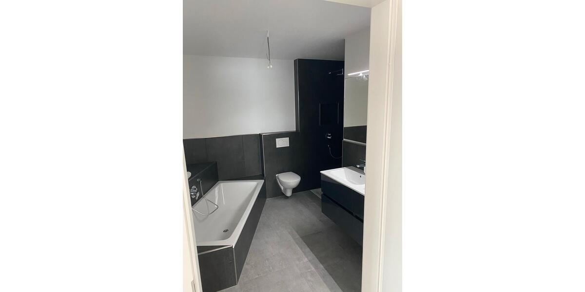 Maisonettenwohnung Estenfeld - 4 Zimmer, 115 m&sup2;, 1.850&euro; | Angebot:26602942