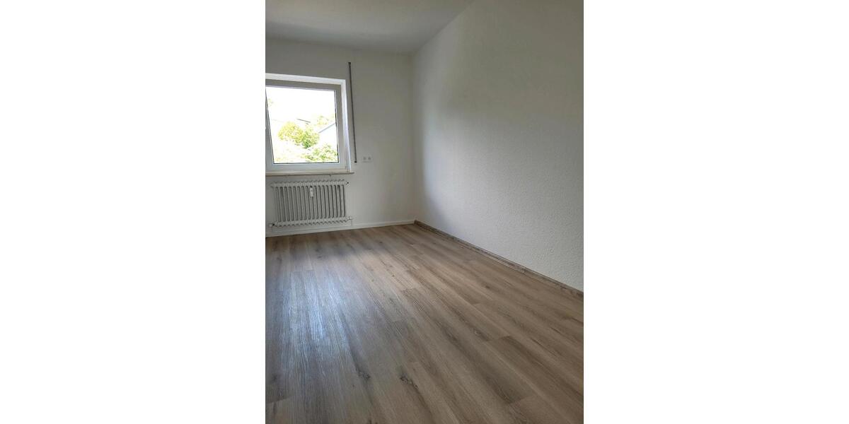 Etagenwohnung Aalen Unterkochen - 3 Zimmer, 80 m&sup2;, 850&euro; | Angebot:26231232