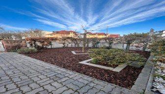 Wohnen auf Zeit Dessau-Roßlau Roßlau - 8 Zimmer, 280 m&sup2;, 900&euro; | Angebot:26147865
