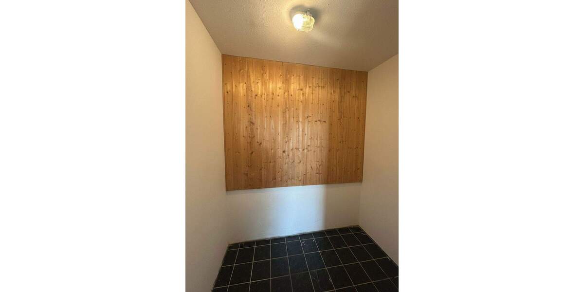 Helle 3,5-Zi-Wohnung mit Balkon & EBK, frisch renoviert gute Anbindung in Bissingen am Bruchwald 3 zimmer