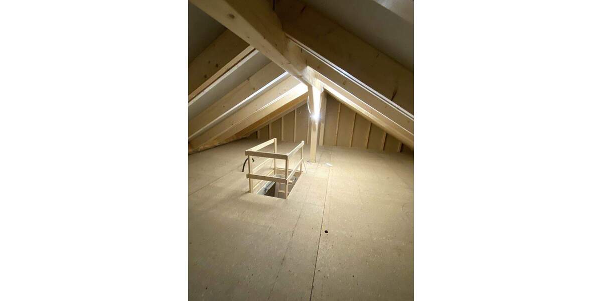 Doppelhaushälfte Ellingen - 4 Zimmer, 127 m&sup2;, 1.580&euro; | Angebot:25820767