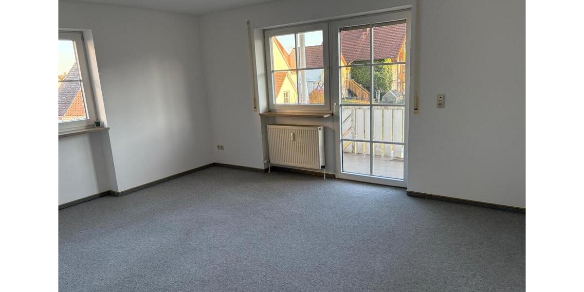 Etagenwohnung Gunzenhausen - 3 Zimmer, 70 m&sup2;, 700&euro; | Angebot:26580893