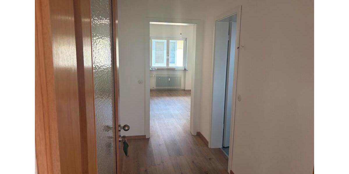 Etagenwohnung Stadtlauringen - 4 Zimmer, 102 m&sup2;, 825&euro; | Angebot:26604782
