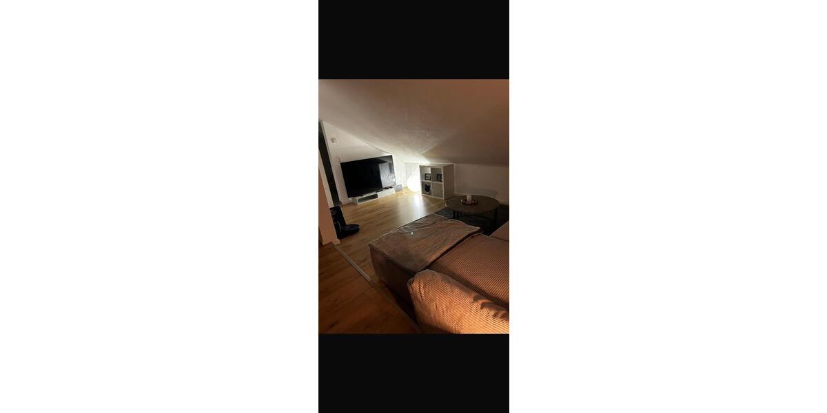 Dachgeschoßwohnung Gärtringen - 2 Zimmer, 67 m&sup2;, 1.200&euro; | Angebot:26407636