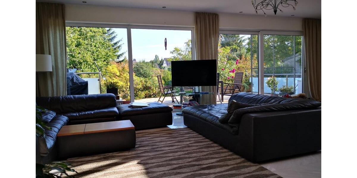 Doppelhaushälfte Köln Rodenkirchen - 8 Zimmer, 240 m&sup2;, 2.700&euro; | Angebot:26575913