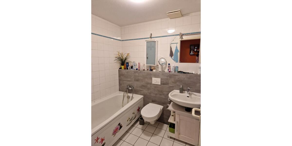 Etagenwohnung Dessau-Roßlau Roßlau - 3 Zimmer, 80 m&sup2;, 590&euro; | Angebot:26534911