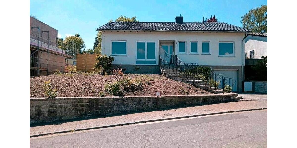 Einfamilienhaus Wadgassen - 2 Zimmer, 125 m&sup2;, 1.300&euro; | Angebot:26665566