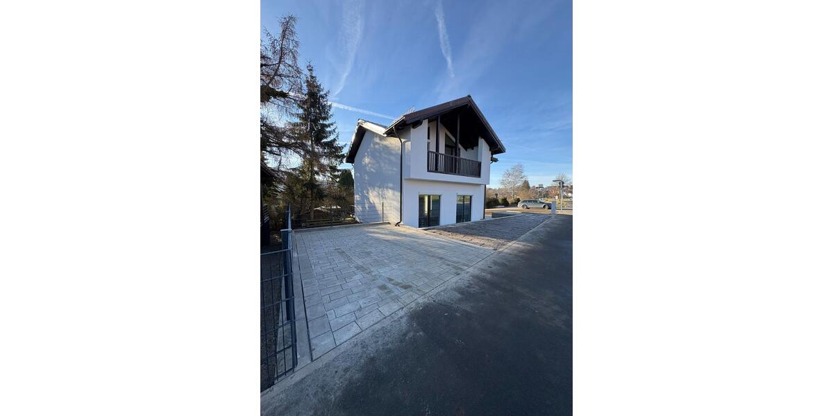 Einfamilienhaus Wunsiedel - 5 Zimmer, 155 m&sup2;, 1.550&euro; | Angebot:24478086