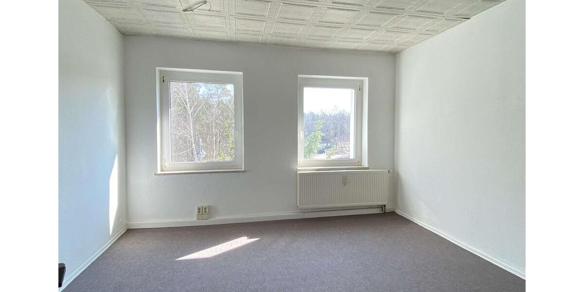 Etagenwohnung Forst (Lausitz) - 3 Zimmer, 79 m&sup2;, 389&euro; | Angebot:26364597